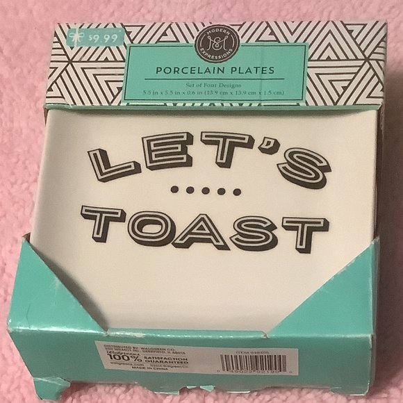 Modern Expressions Other - MODERN EXPRESSIONS Porcelain Plates Set of 4 New